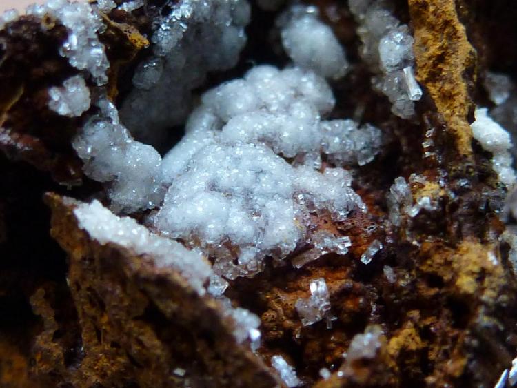 Willemita
4 x 4 cm.
(Autor: javier ruiz martin)
