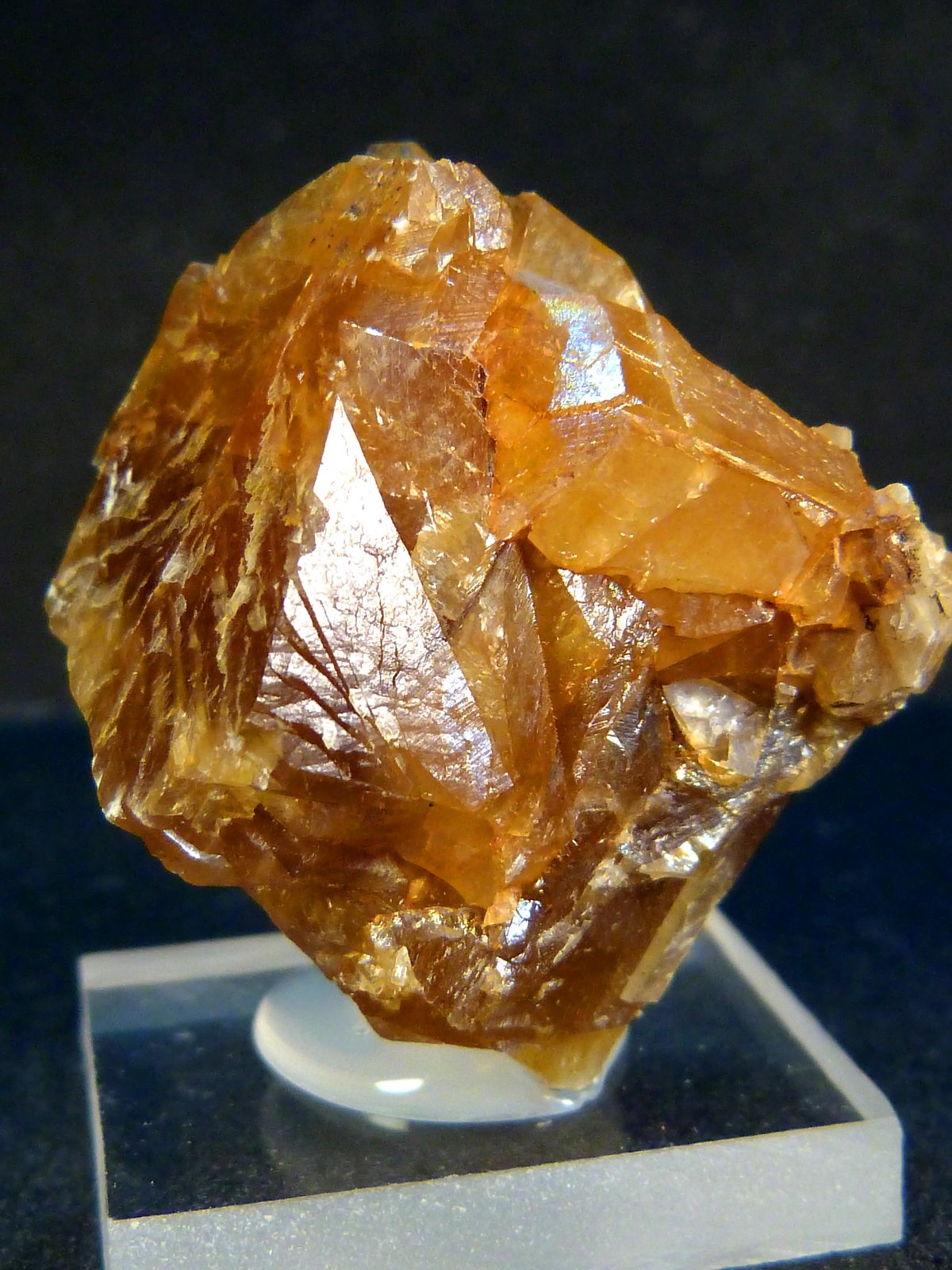 Calcita
3 x 3 x 2,5 cm.
(Autor: Felipe Abolafia)