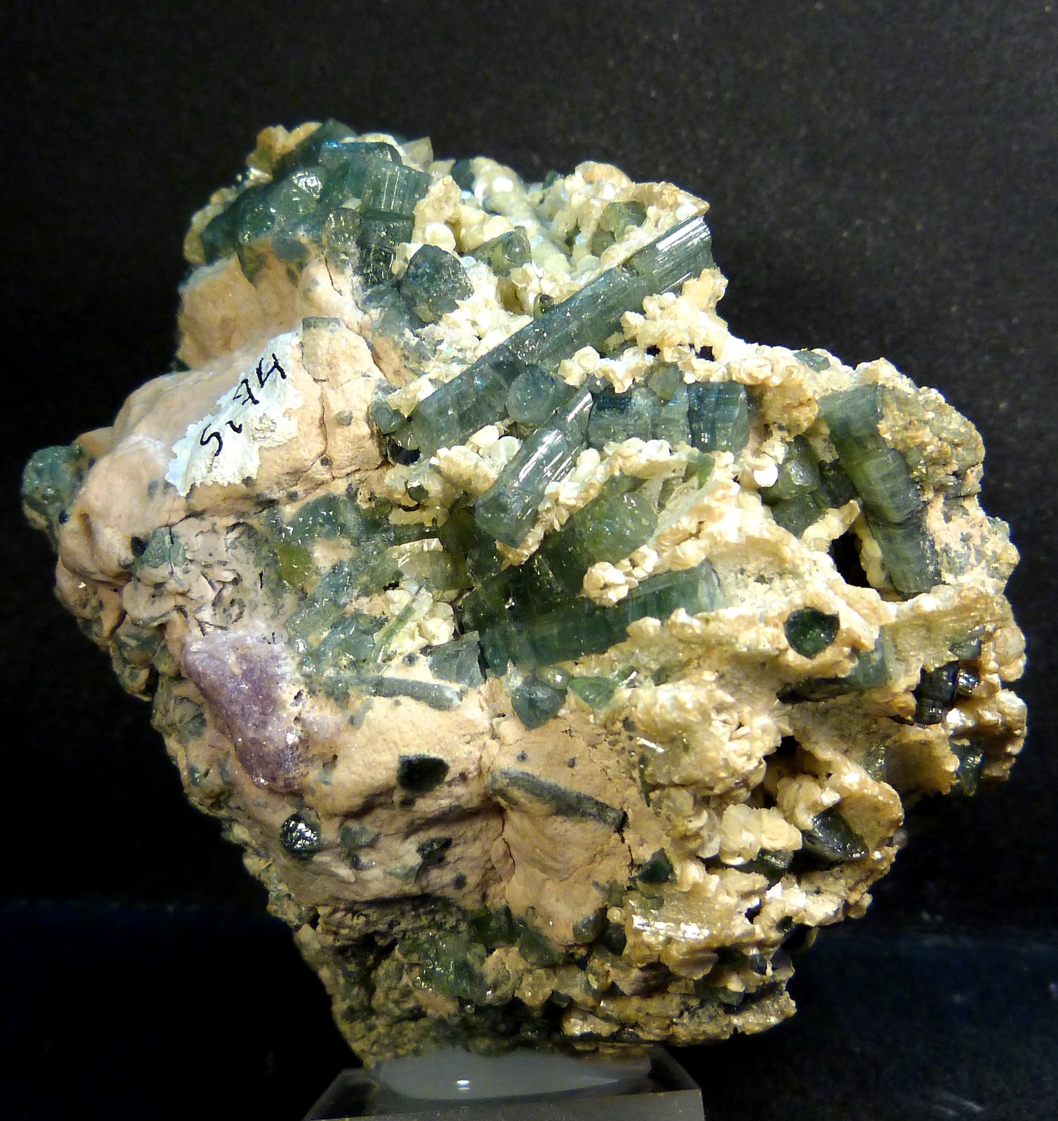 Elbaita (variedad verdelita)
8 x 8 x 6 cm.
(Autor: Felipe Abolafia)