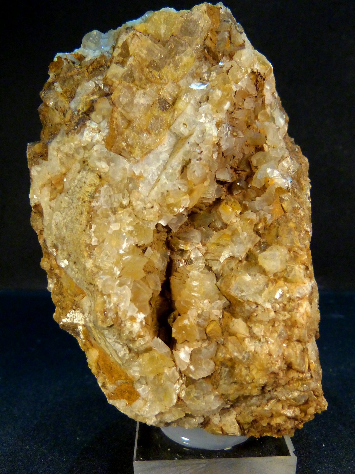 Calcita
6 x 8 x 5 cm.
(Autor: Felipe Abolafia)