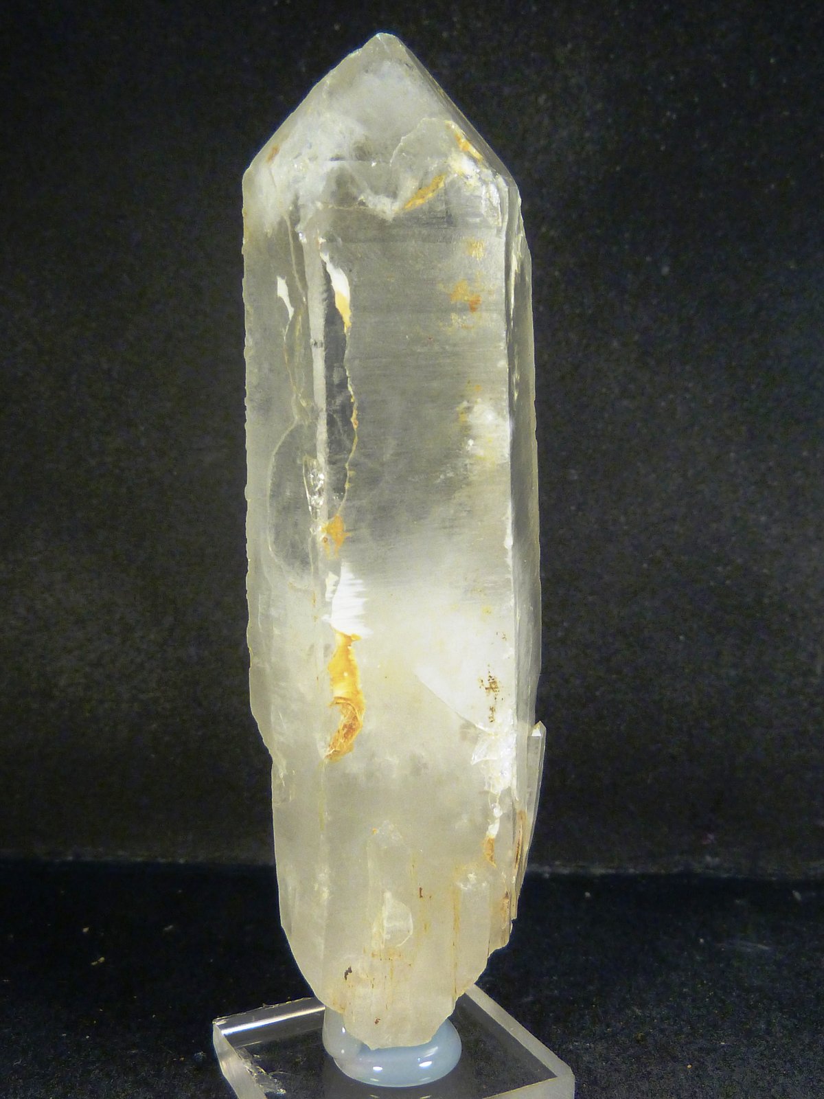 Cuarzo (variedad cristal de roca)
9 x 3 x 2,5 cm.
(Autor: Felipe Abolafia)