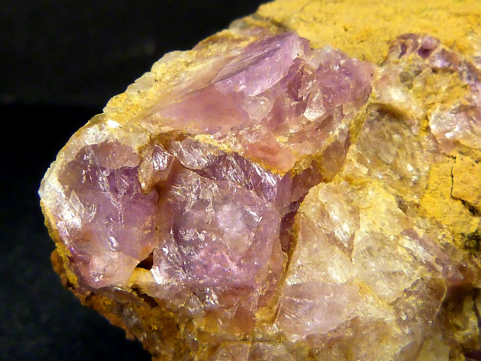 Fluorita
7 x 5 x 4 cm.
(Autor: Felipe Abolafia)