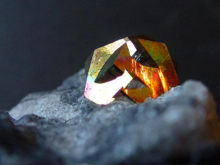 Pirita en Yeso
4 x 4 cm
(Autor: javier ruiz martin)