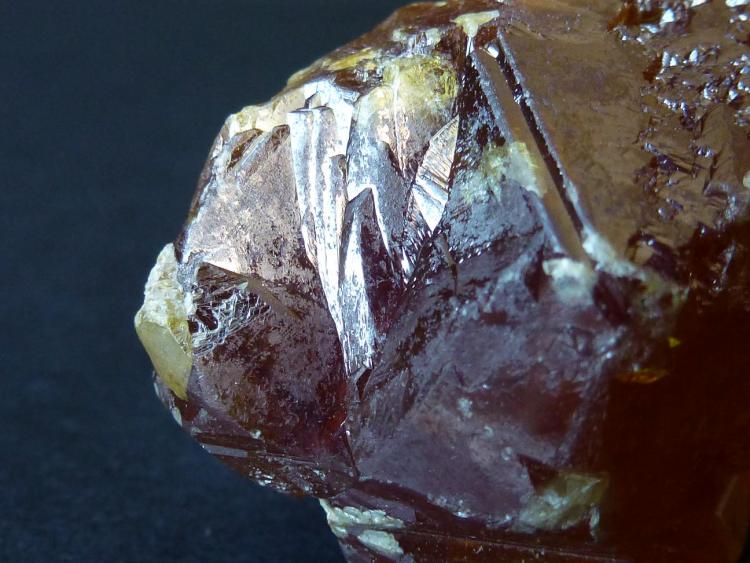 Esfalerita
4 x 4 cm.
(Autor: javier ruiz martin)