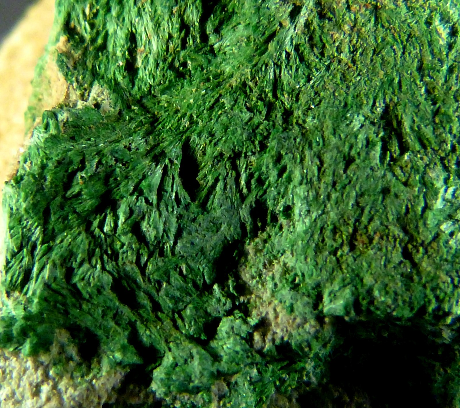 Malaquita
4,5 x 2 x 3 cm.
(Autor: Felipe Abolafia)