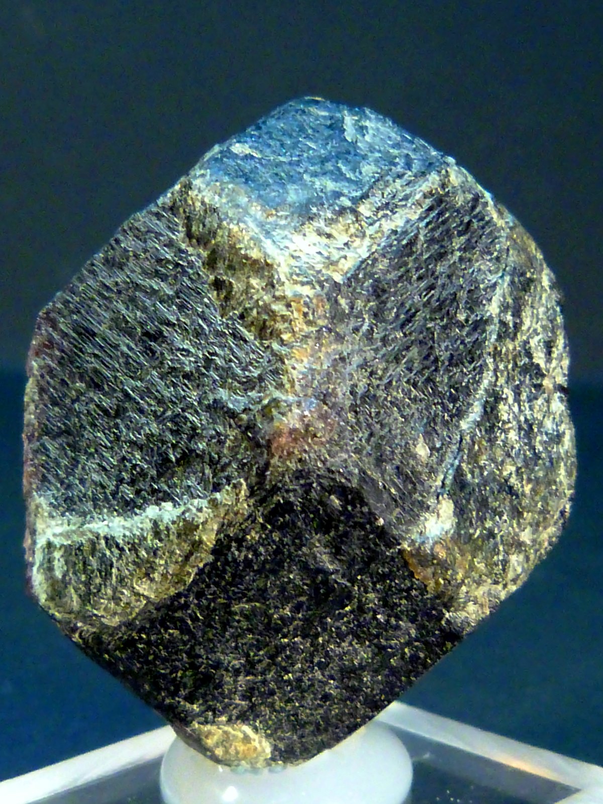 Almandino (Grupo Granate)
2,5 x 2,5 cm.
(Autor: Felipe Abolafia)