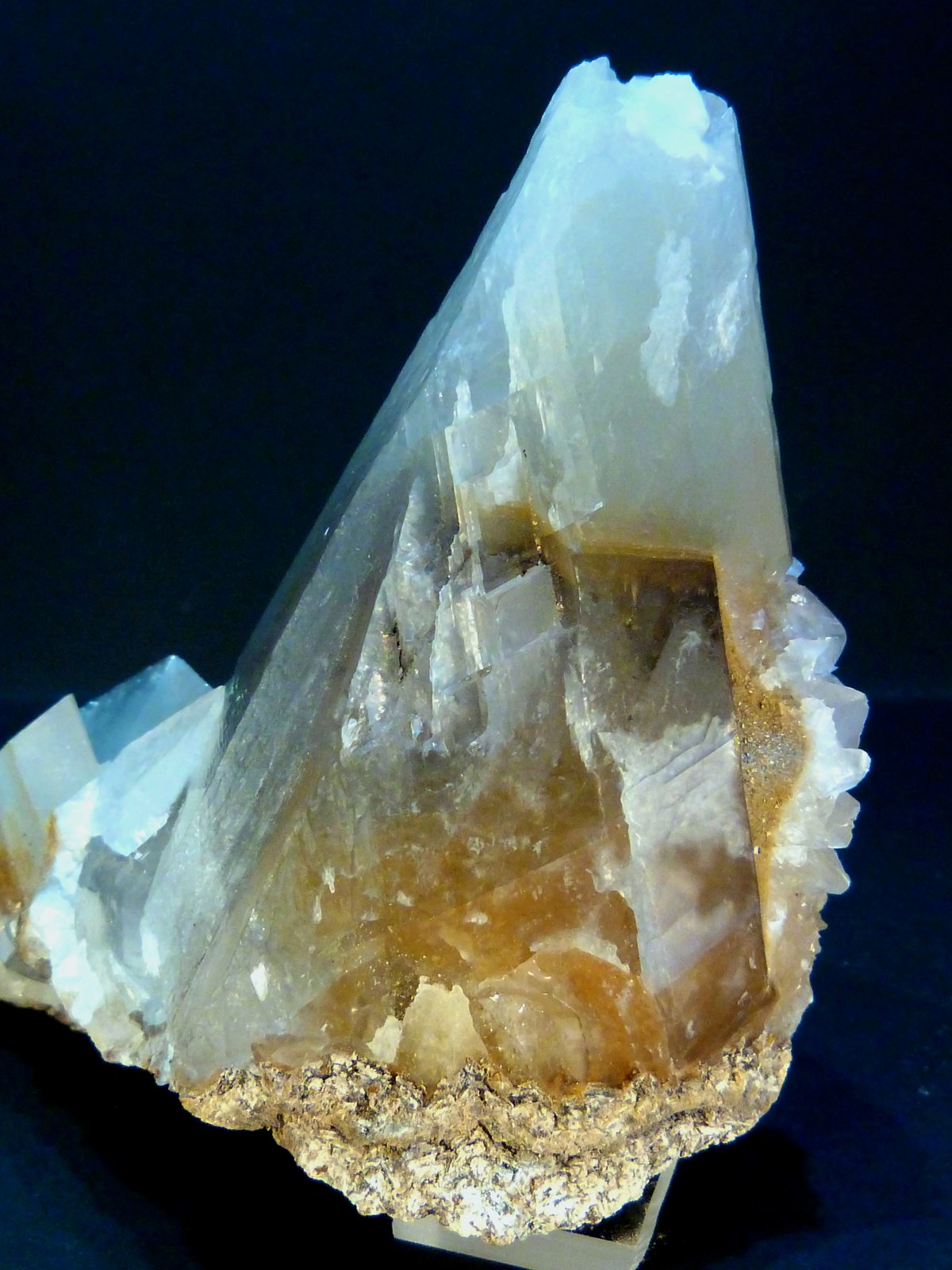 Calcita
7,5 x 5 x 8 cm.
(Autor: Felipe Abolafia)