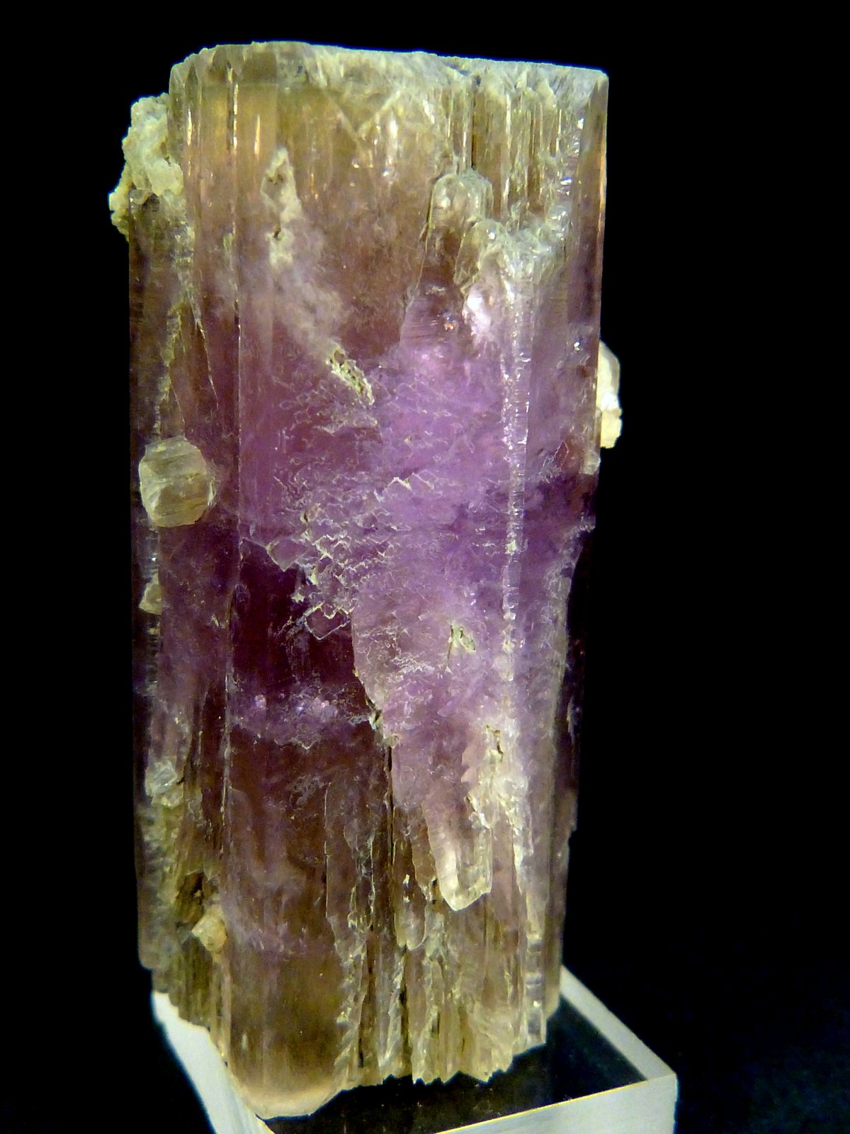 Aragonito
4,5 x 2 cm.
(Autor: Felipe Abolafia)
