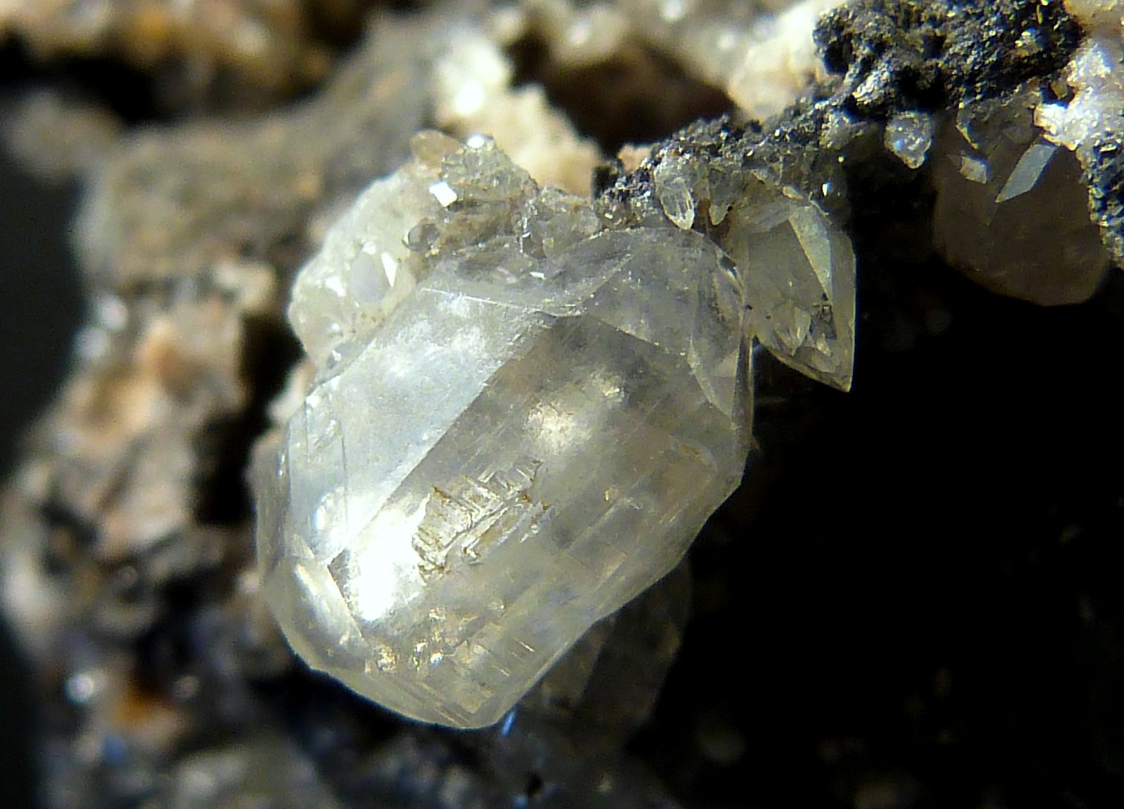 Cerusita
7 x 7 x 5 cm.
(Autor: Felipe Abolafia)