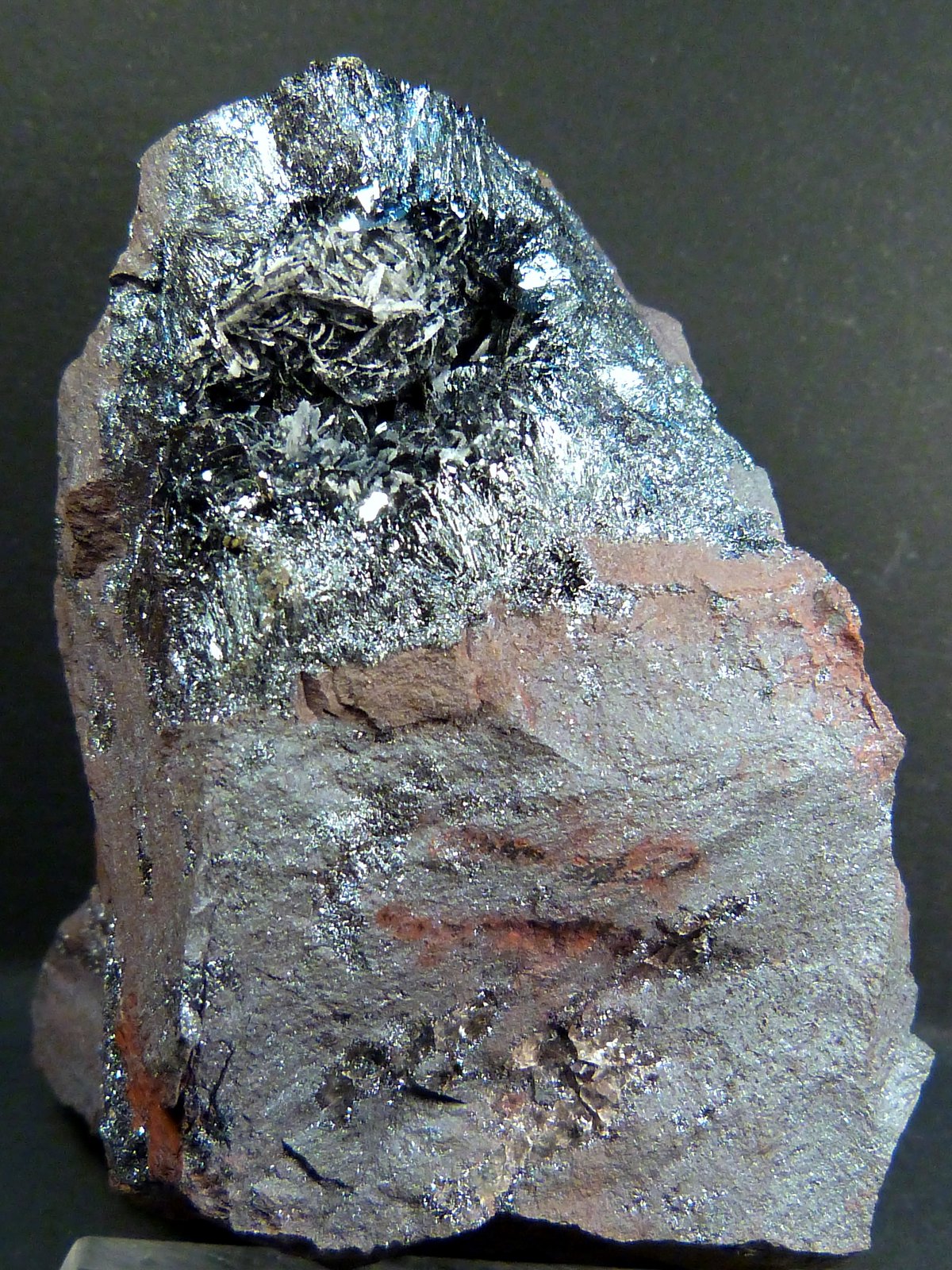 Hematites (variedad especularita)
4 x 6 x 4 cm.
(Autor: Felipe Abolafia)
