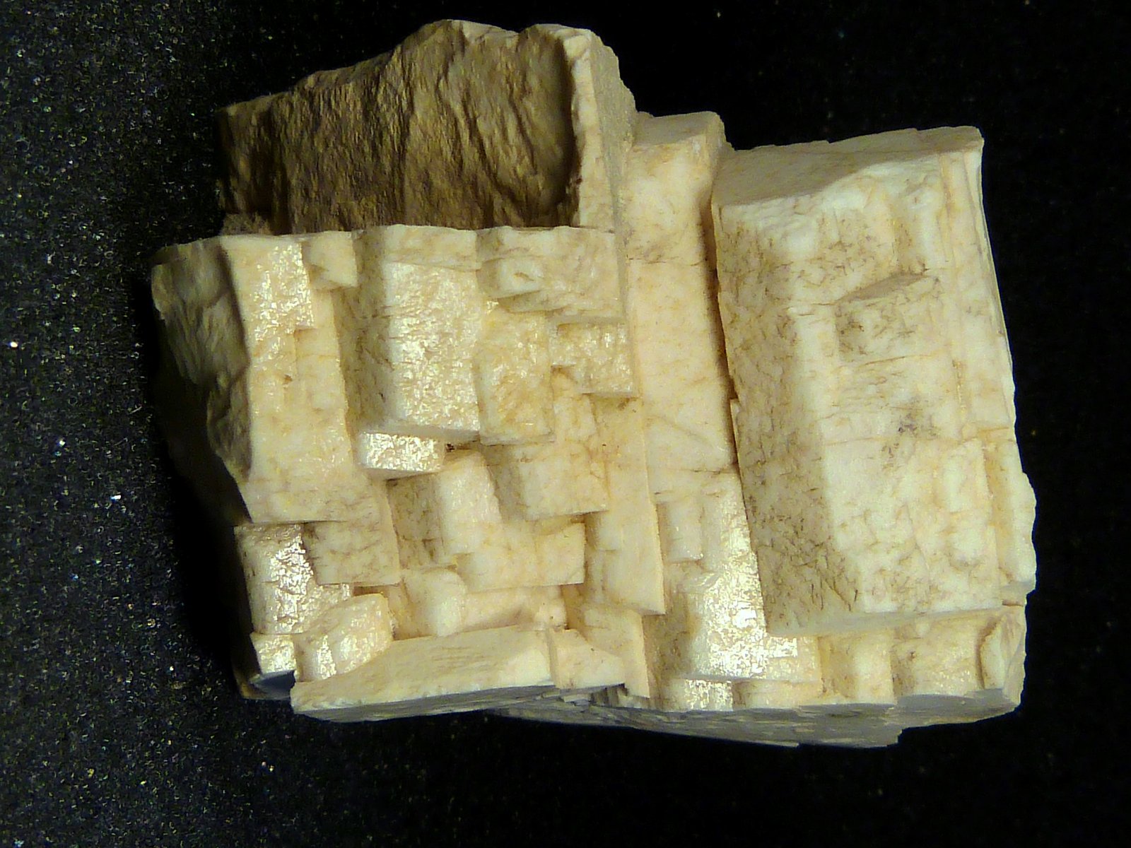 Ortoclasa
5 x 4 x 4 cm.
(Autor: Felipe Abolafia)