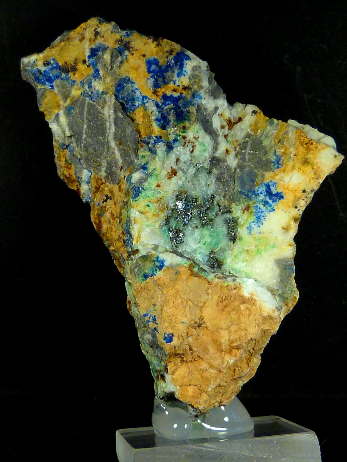 Tetraedrita y Azurita
4,5 x 7,5 x 2 cm.
(Autor: Felipe Abolafia)