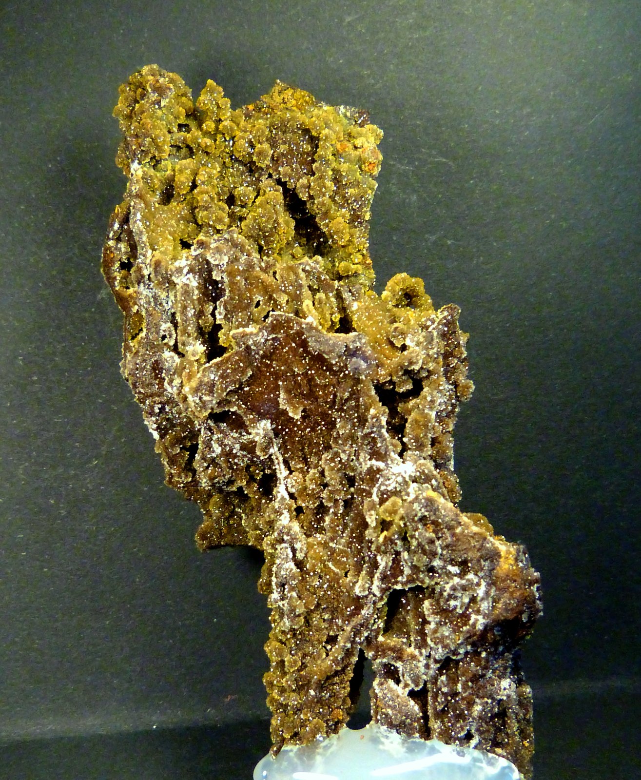 Cuarzo (variedad calcedonia)
3,5 x 8 x 3 cm.
(Autor: Felipe Abolafia)