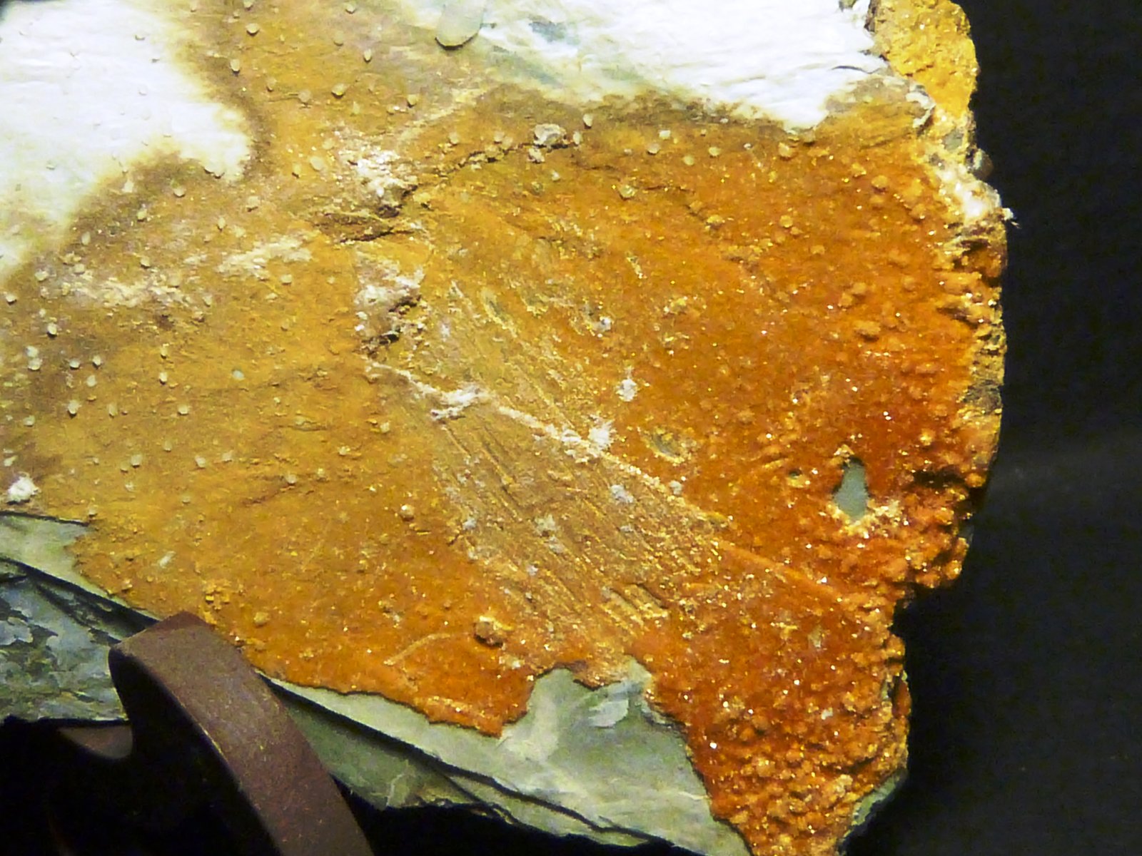 Desautelsita
7,5 x 5 x 0,5 cm.
(Autor: Felipe Abolafia)