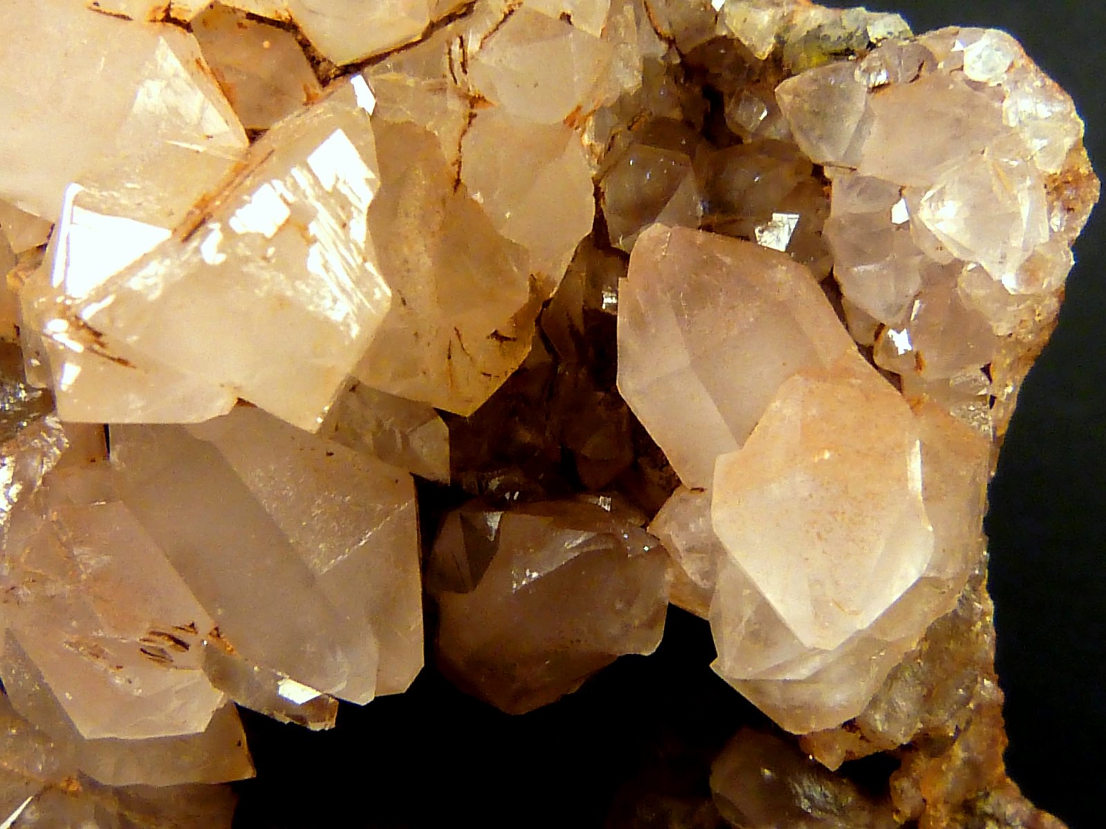Cuarzo
8 x 6 x 4 cm.
(Autor: Felipe Abolafia)