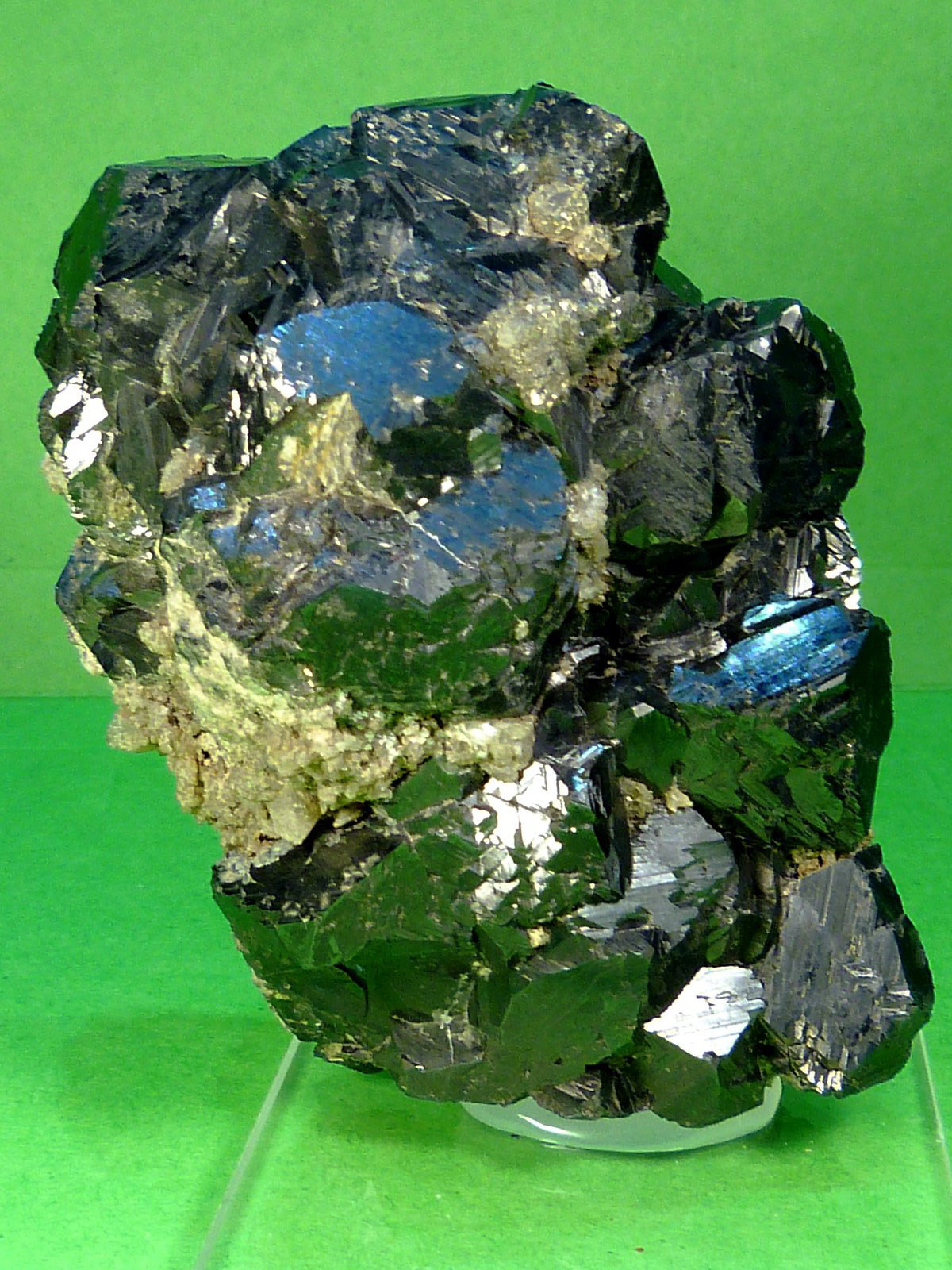 Esfalerita (variedad marmatita)
6 x 5 x 3 cm.
(Autor: Felipe Abolafia)