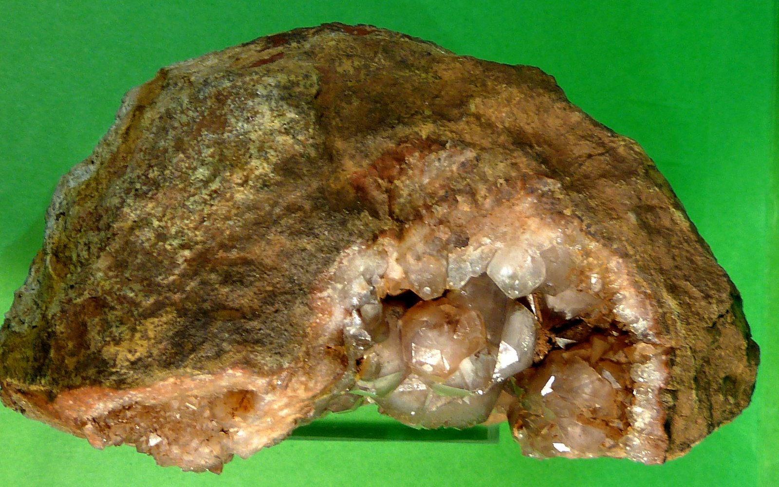 Cuarzo
9 x 6,5 x 5 cm.
(Autor: Felipe Abolafia)