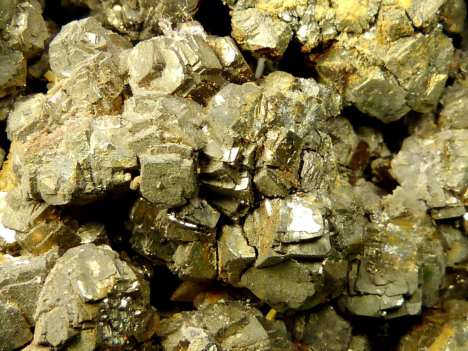 Pirita
12 x 10 x 10 cm.
(Autor: Felipe Abolafia)