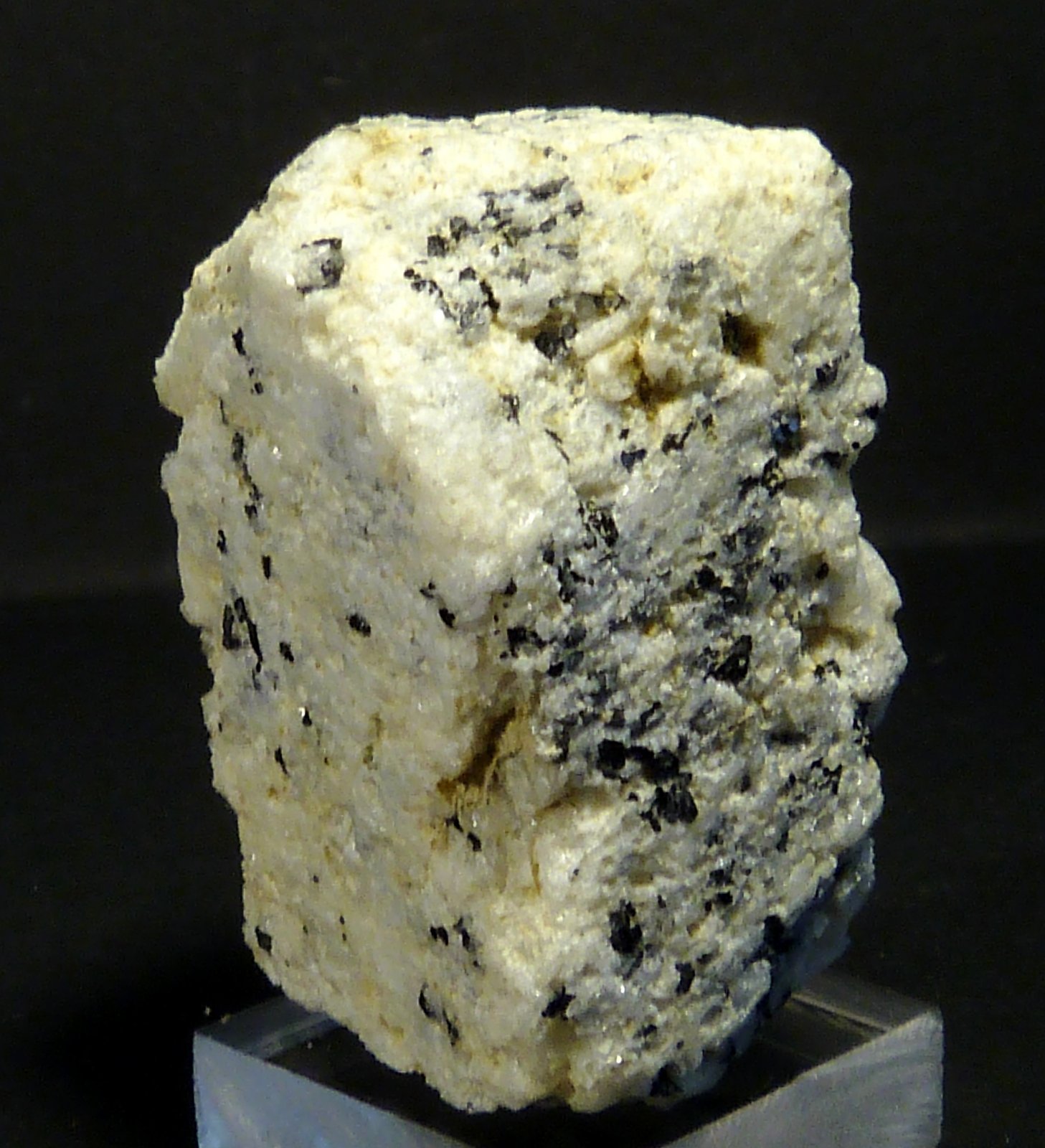 Sanidina
2 x 3,5 x 2 cm.
(Autor: Felipe Abolafia)
