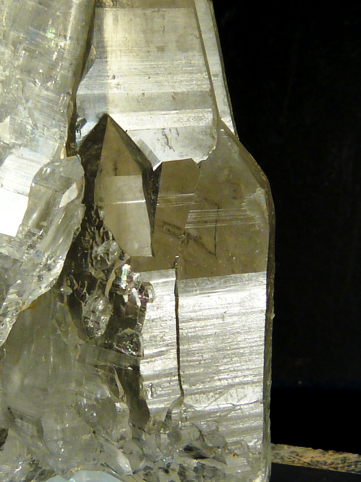 Cuarzo
6,5 x 4 x 3 cm.
(Autor: Felipe Abolafia)