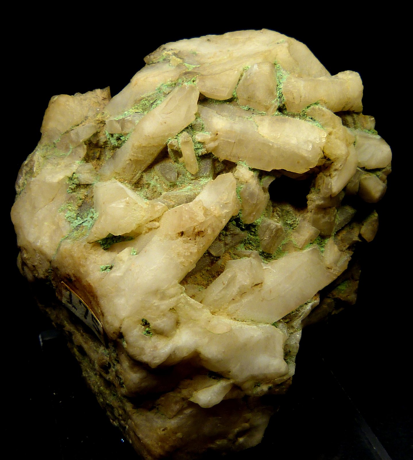 Cuarzo (variedad lechoso)
4,5 x 4,5 x 3 cm.
(Autor: Felipe Abolafia)