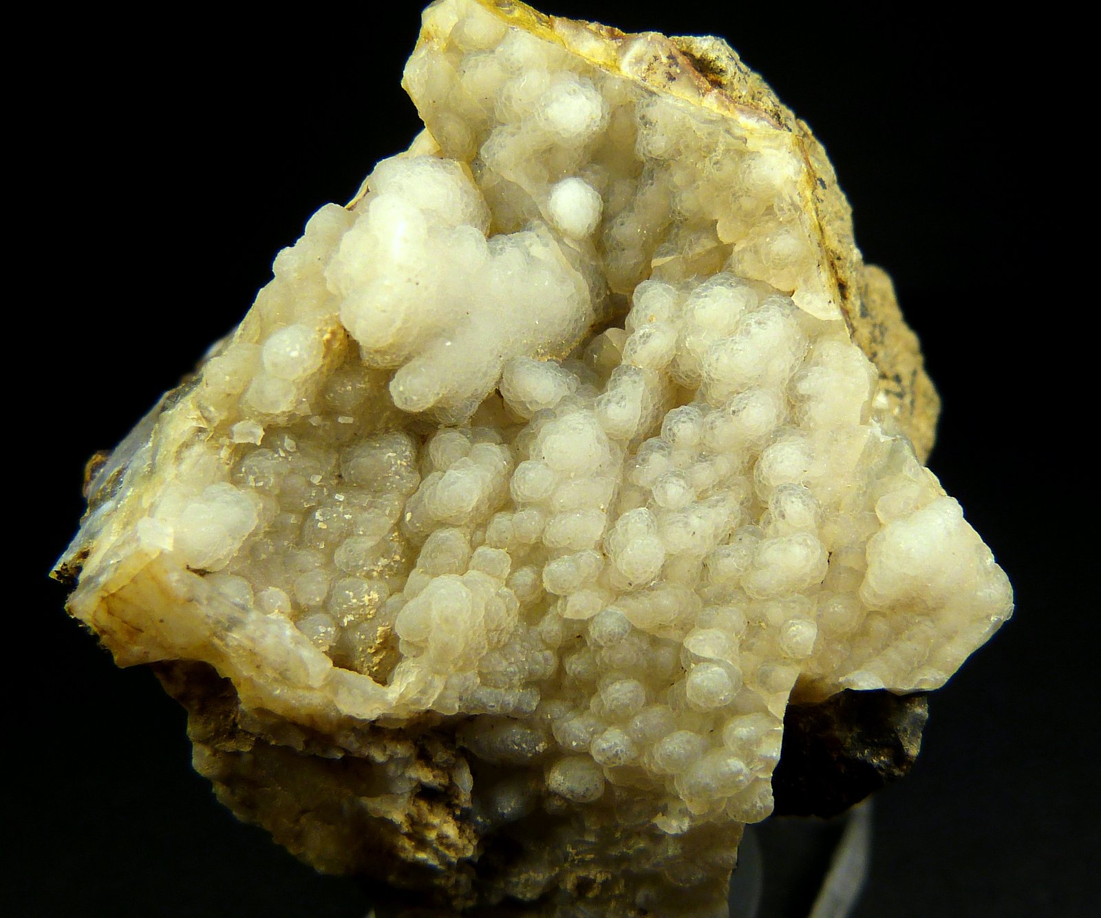 Cuarzo (variedad calcedonia)
4 x 3,5 x 2,5 cm.
(Autor: Felipe Abolafia)