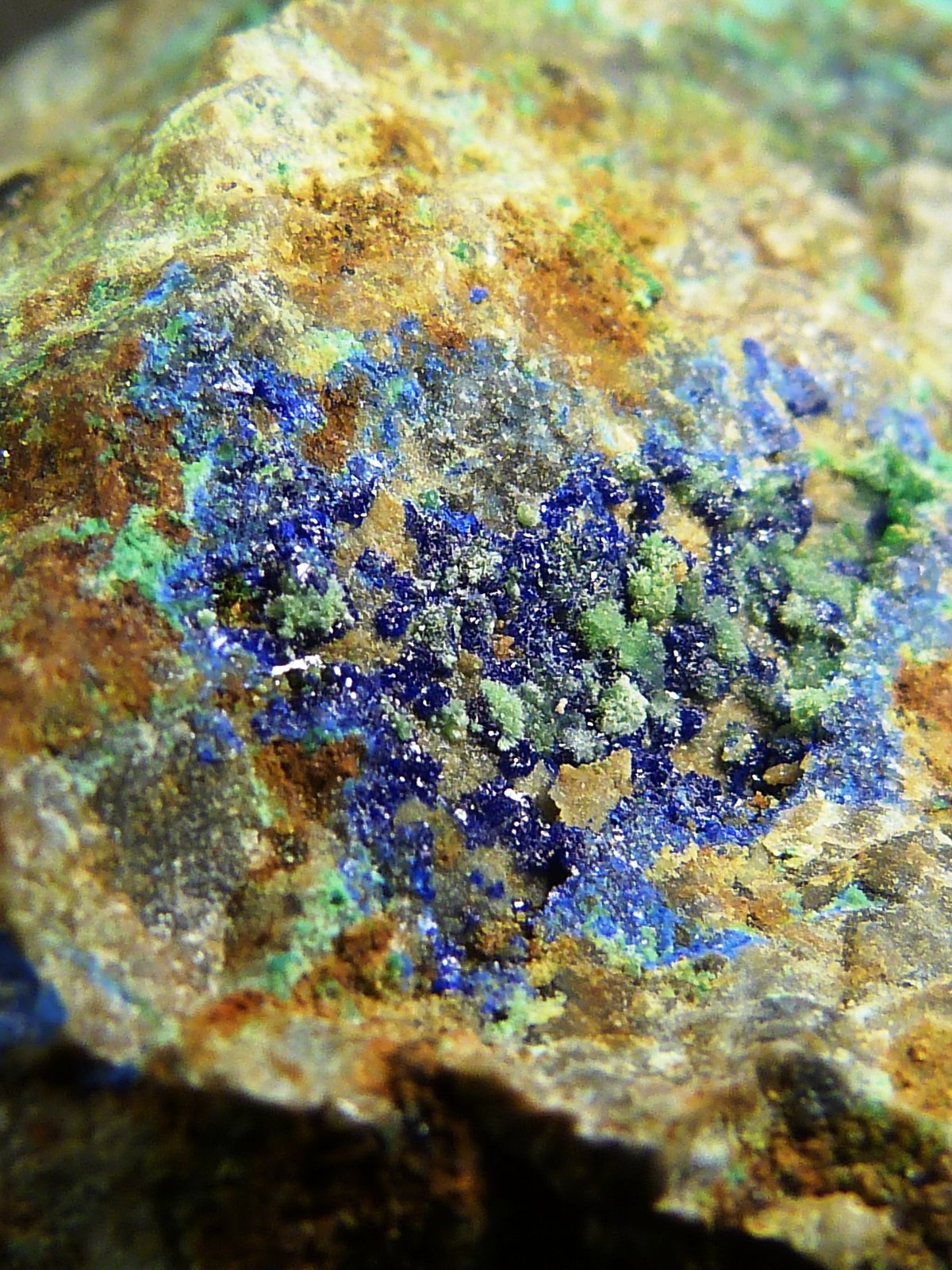 Azurita y Malaquita
4,5 x 6,5 x 3 cm.
(Autor: Felipe Abolafia)