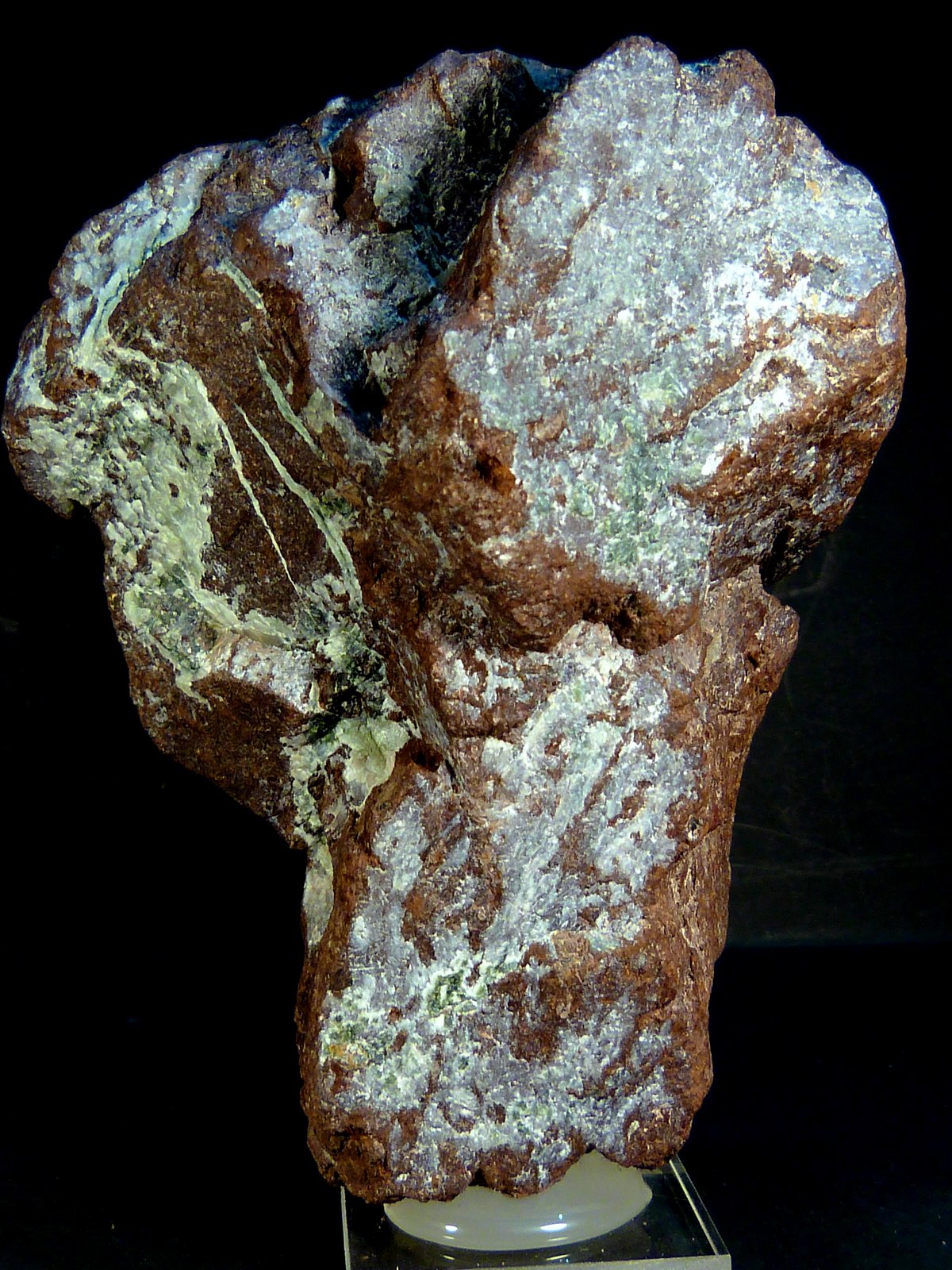 bauxita (hidróxidos/óxidos de aluminio)
9 x 7 x 3,5 cm.
(Autor: Felipe Abolafia)