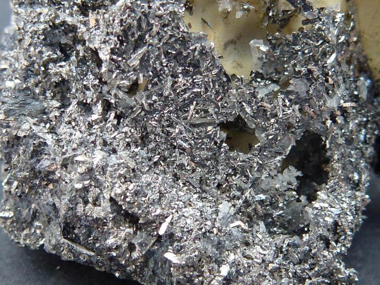 Arsenopirita
3,5 x 2 cm.
(Autor: javier ruiz martin)