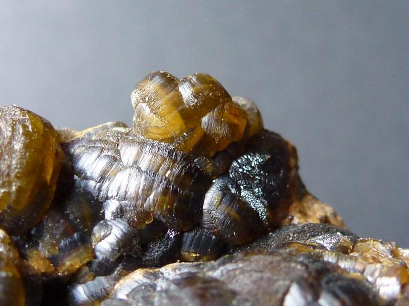 Siderita sobre Cuarzo (variedad calcedonia) y Greenalita
8 x 5 cm.
(Autor: javier ruiz martin)