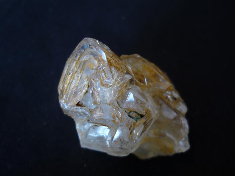 cuarzo
5,5 cm x 4 cm x 3,5 cm
(Autor: Tomas Ruiz de Arbulo Saez)