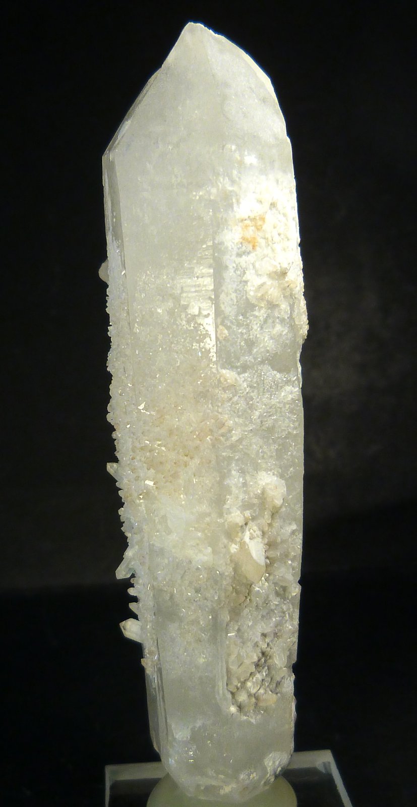 Cuarzo
9 x 2,5 x 2,5 cm.
(Autor: Felipe Abolafia)