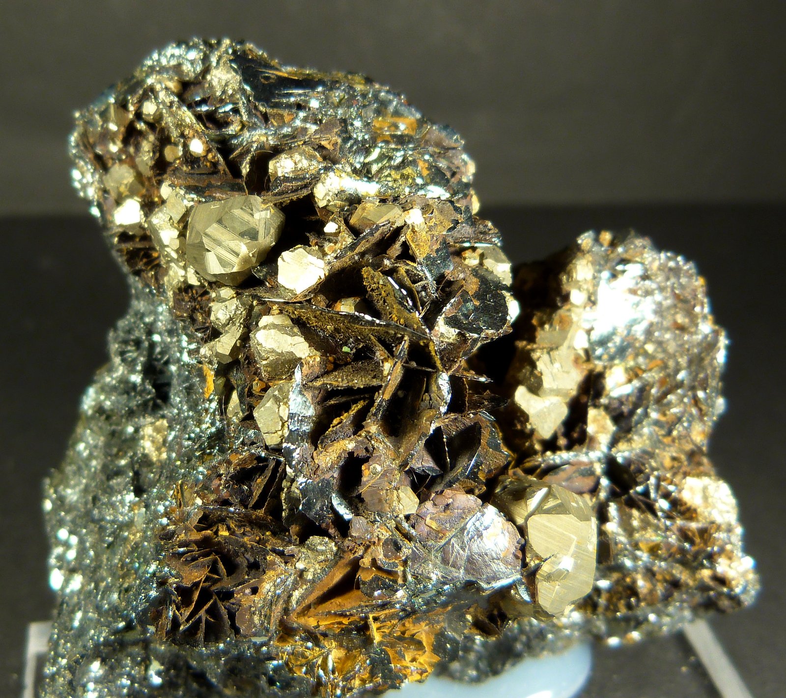 Pirita
6,5 x 5,5 x 3 cm.
(Autor: Felipe Abolafia)