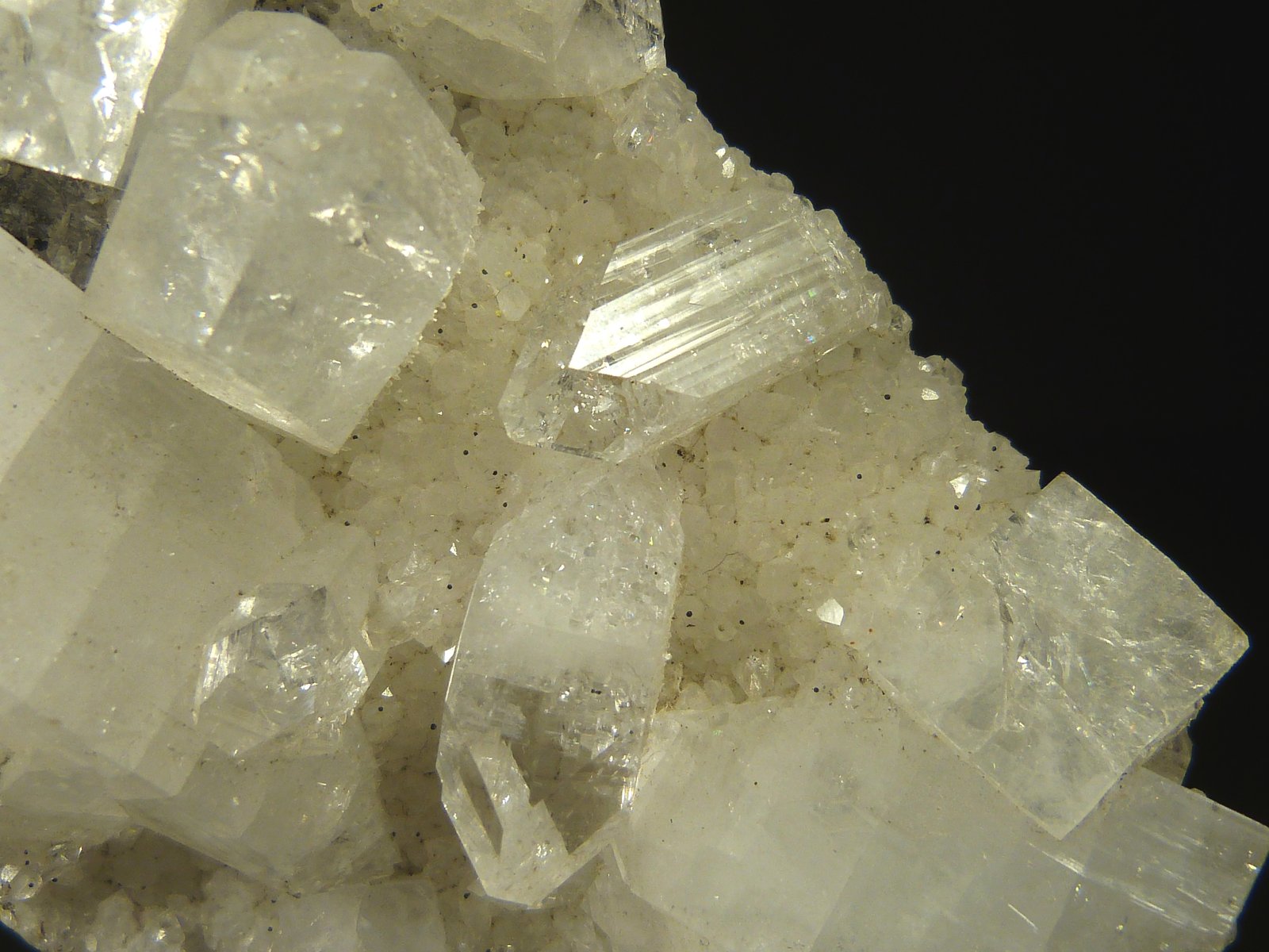Fluorapophyllita-K (Apofilita)
9 x 7 cm.
(Autor: Felipe Abolafia)