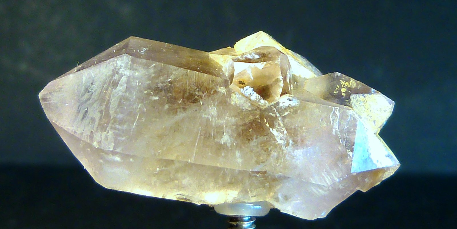 Cuarzo
3,5 x 1,5 cm.
(Autor: Felipe Abolafia)