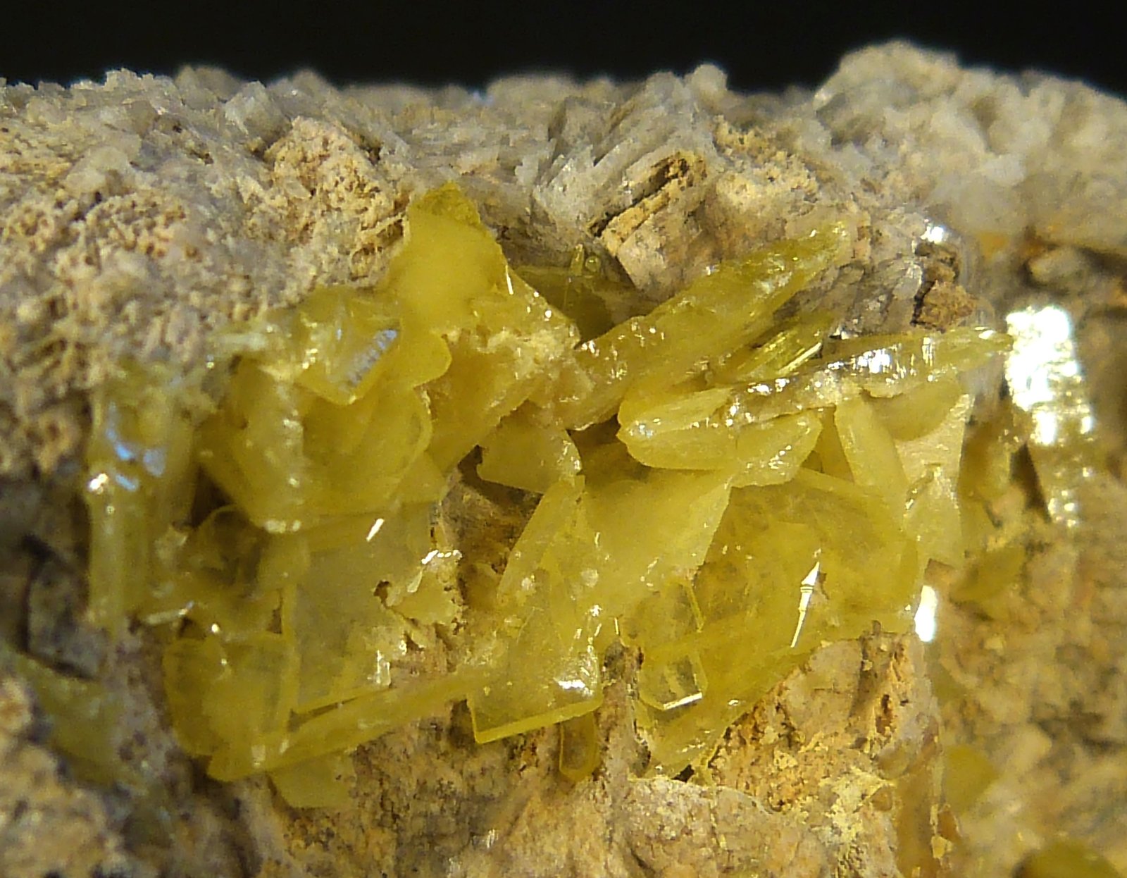 Wulfenita
8 x 5 cm.
(Autor: Felipe Abolafia)
