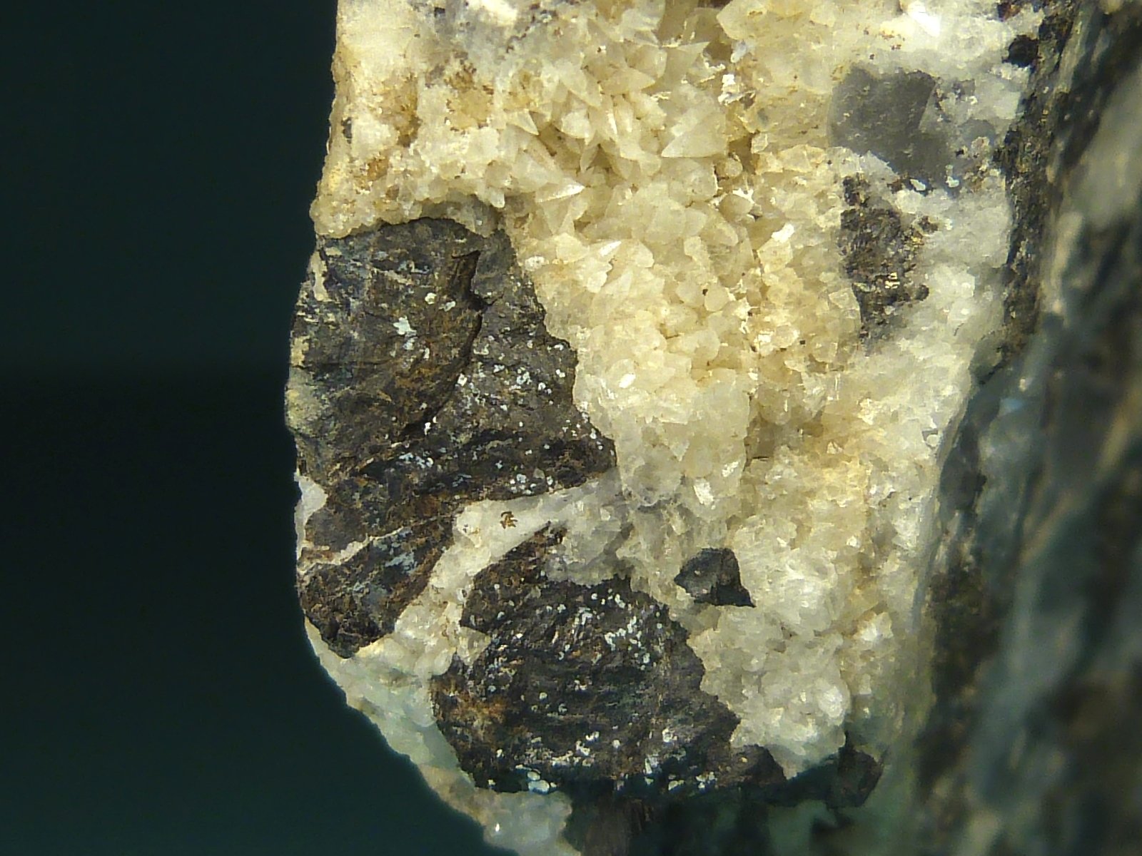 Esfalerita en Cuarzo
8,5 x 7 cm.
(Autor: Felipe Abolafia)