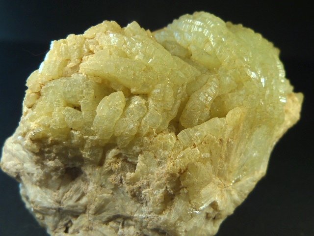 Prehnita
6 x 6 x 4 cm.
(Autor: Felipe Abolafia)
