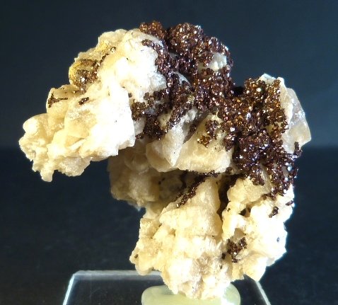 Cobre en Calcita
4 x 4 x 2 cm.
(Autor: Felipe Abolafia)
