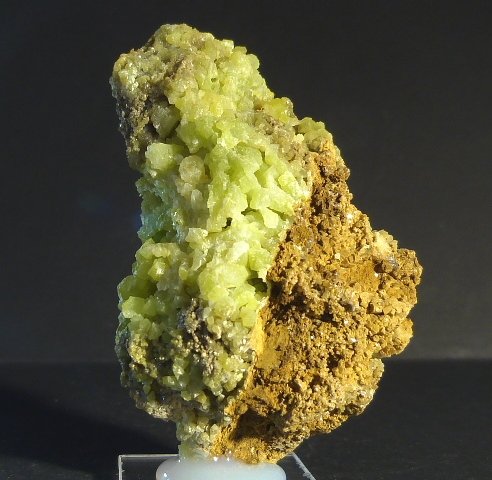 Piromorfita
7 x 4,5 cm.
(Autor: Felipe Abolafia)