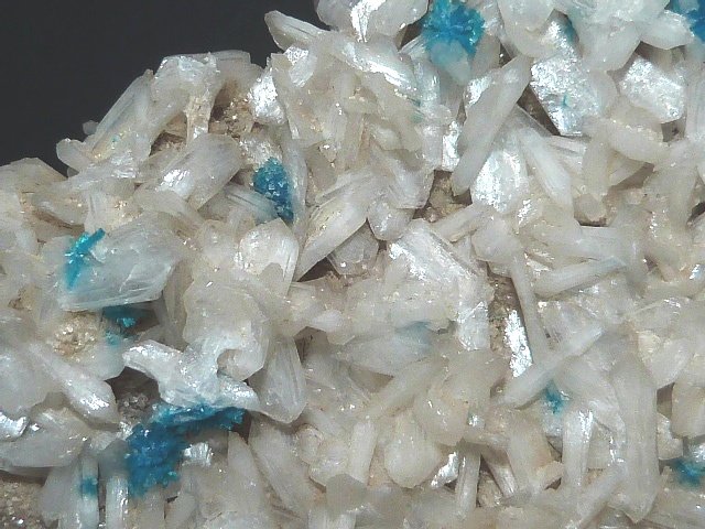 Estilbita y cavansita
10 x 10 x 6 cm.
(Autor: Felipe Abolafia)