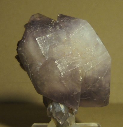 Cuarzo (variedad amatista)
5 x 3,5 cm.
(Autor: Felipe Abolafia)