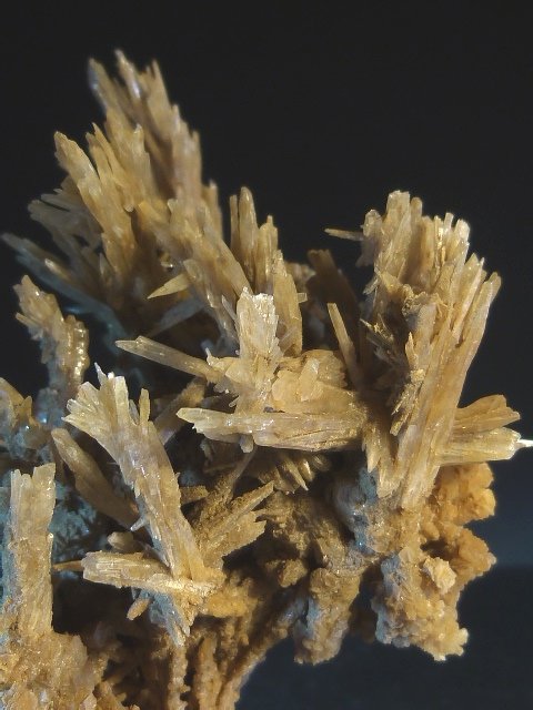 Aragonito
10 x 7 cm.
(Autor: Felipe Abolafia)