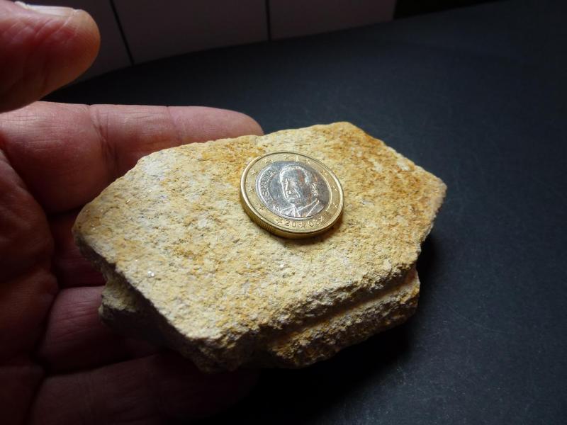 Ortoclasa
9 x 6 cm.
(Autor: javier ruiz martin)