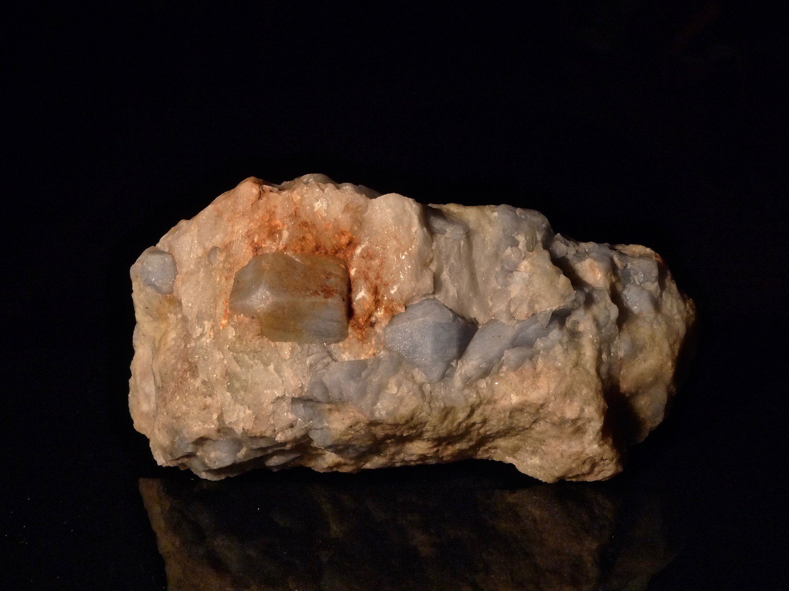 Sodalita
12 x 7 x 6 cm
(Autor: Josele)
