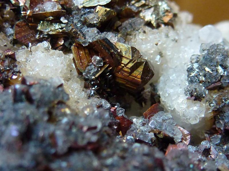Marcasita, Calcita, Dolomita
5 x 3 cm.
(Autor: javier ruiz martin)