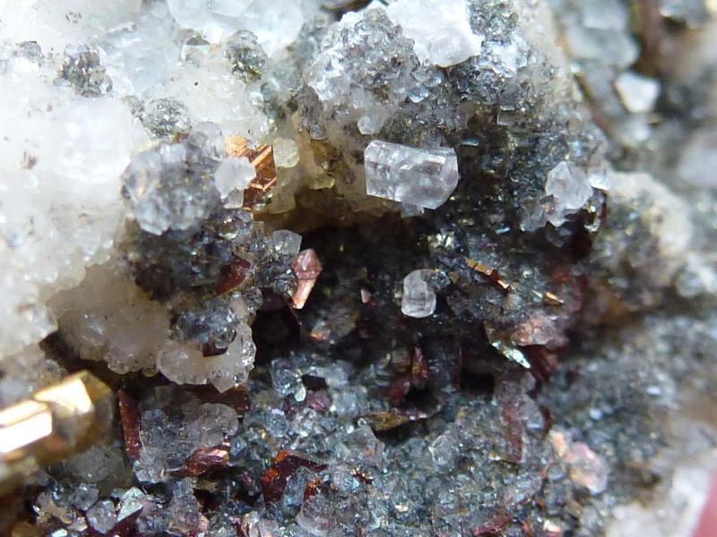 Marcasita, Calcita, Dolomita
5 x 3 cm.
(Autor: javier ruiz martin)