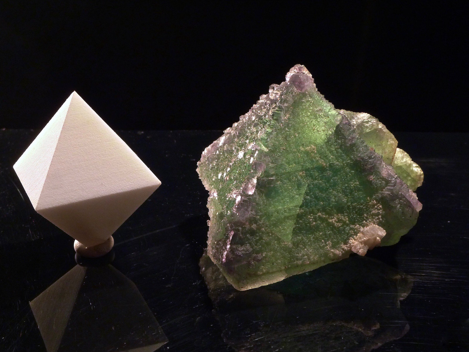 Fluorita
7 x 7 x 5 cm
(Autor: Josele)