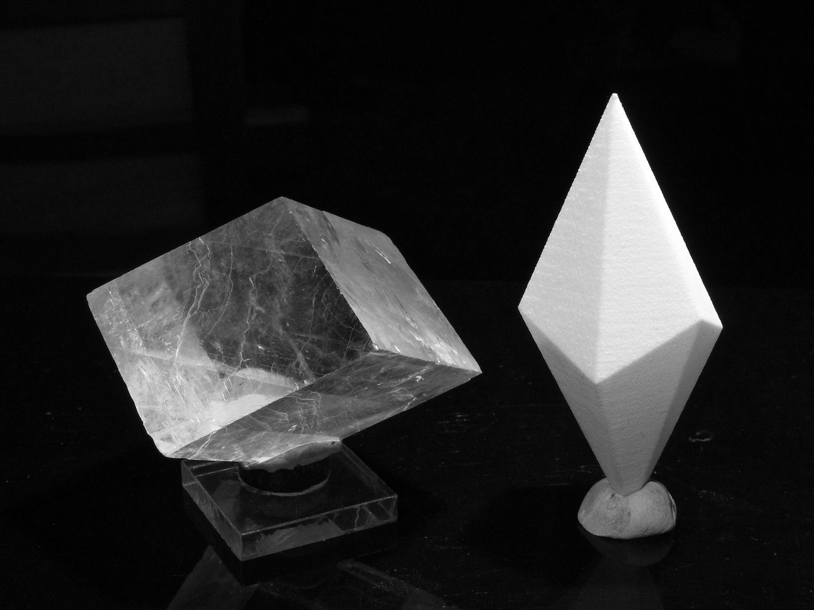 Calcita
7 x 7 x 5 cm (4,0 cm de arista)
(Autor: Josele)