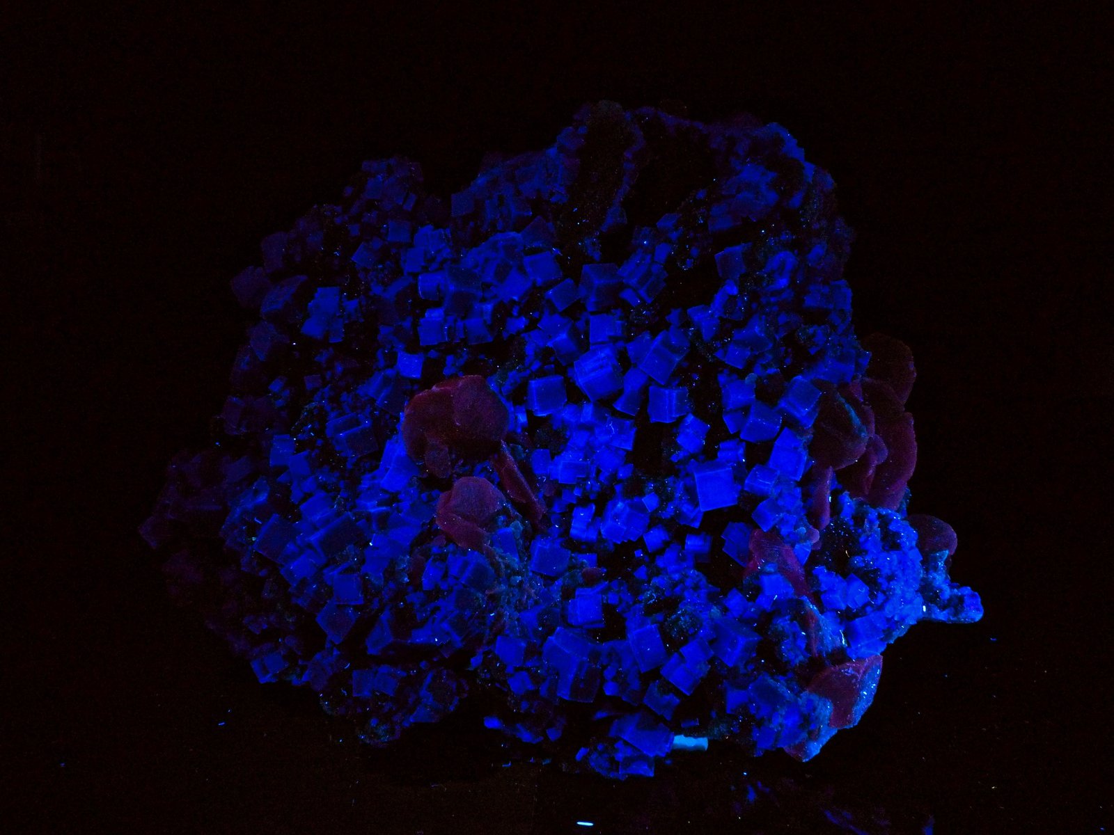 Fluorita y Calcita
24 x 19 x 14 cm
(Autor: Josele)